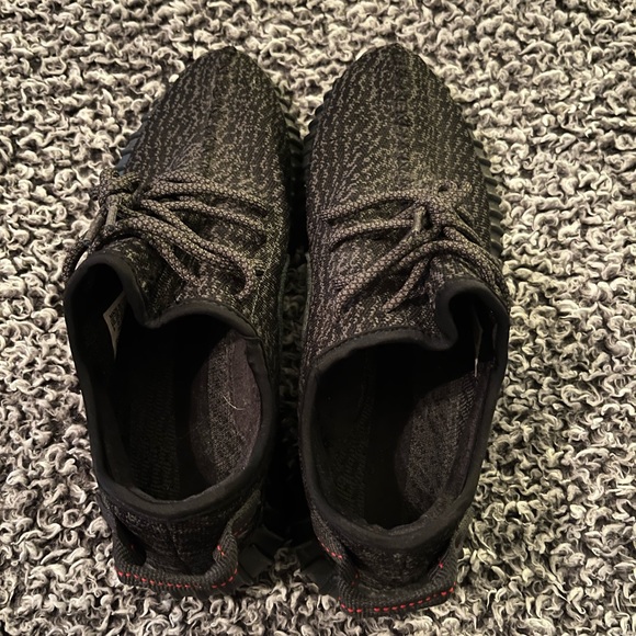 adidas gazelle silver green womens Yeezy Boost 350 Pirate Black V1  THE-ECHELON
